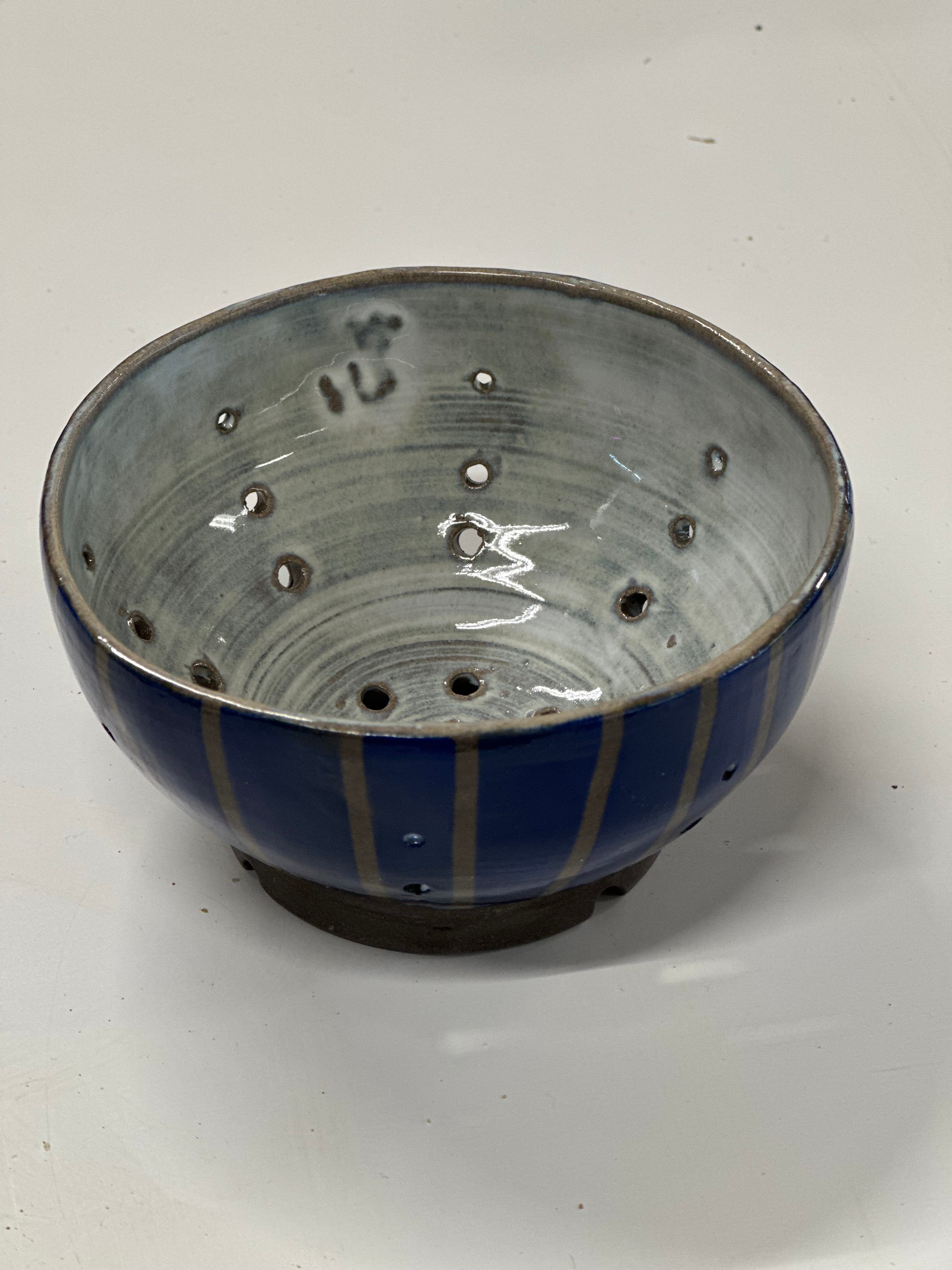 Sea Line ~ Berry Bowl