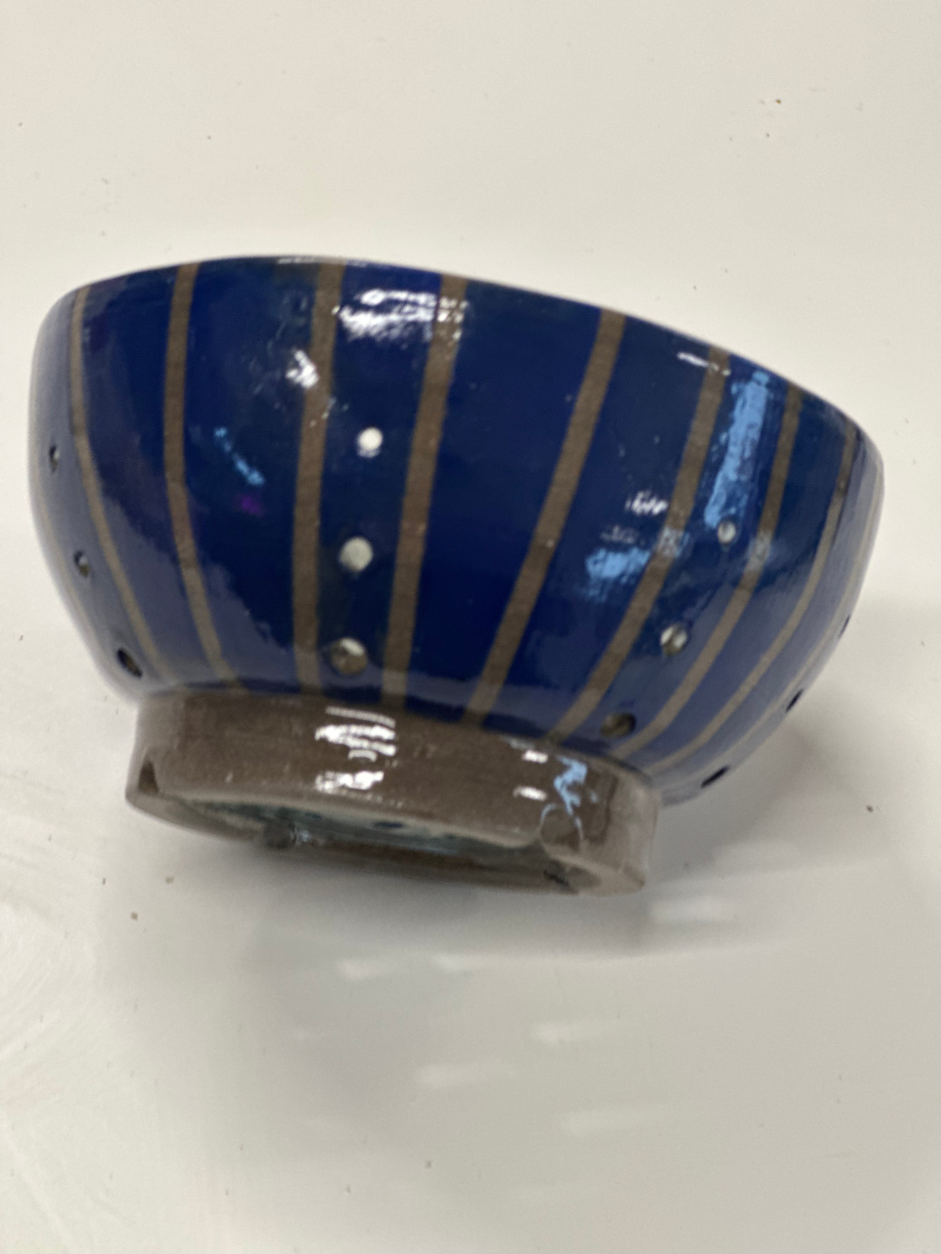 Sea Line ~ Berry Bowl